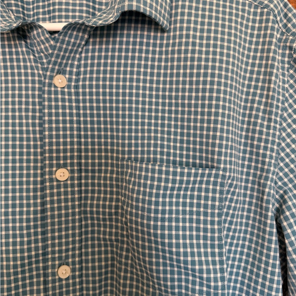 UNTUCKit Men's Green plaid Shirt - Picture 4 of 8